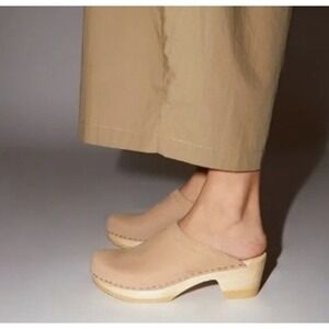 No.6 Old School Clogs Tan Suede Wood Heel Mules Sand Size 36